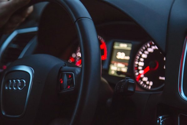 Company Cars Reported as One of The Most Important Benefits for Young Workers